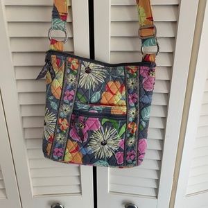 Vera Bradley Women's Jazzy Blooms Cross Body Bag Purse